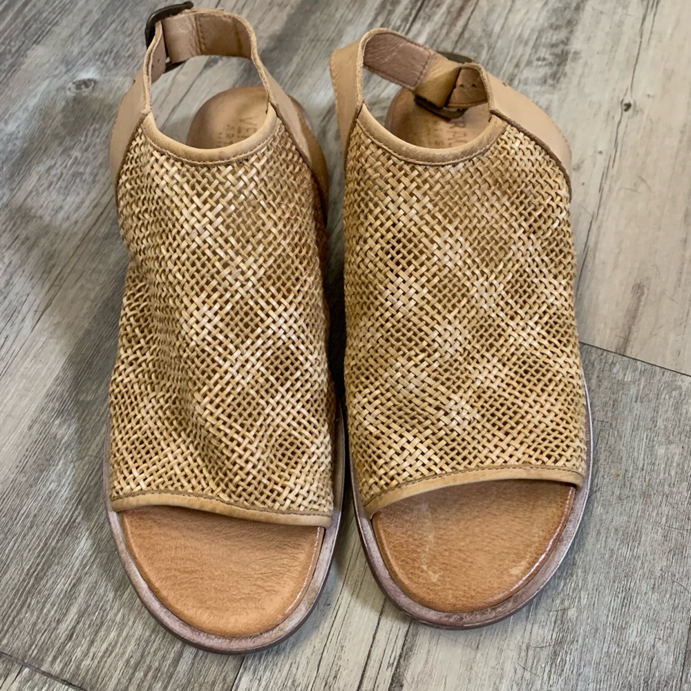 VeraCruz artisan leather tan mesh woven heels - size 38 (US 8)